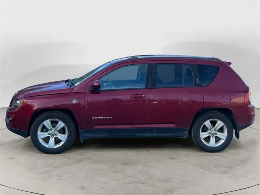 2014 Jeep Compass Latitude photo 1