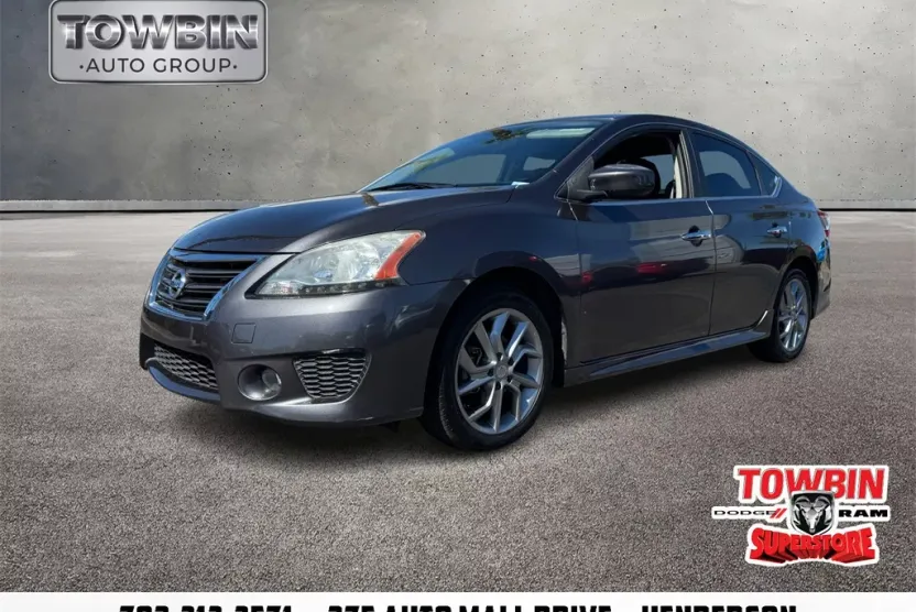 2013 Nissan Sentra SR photo 1