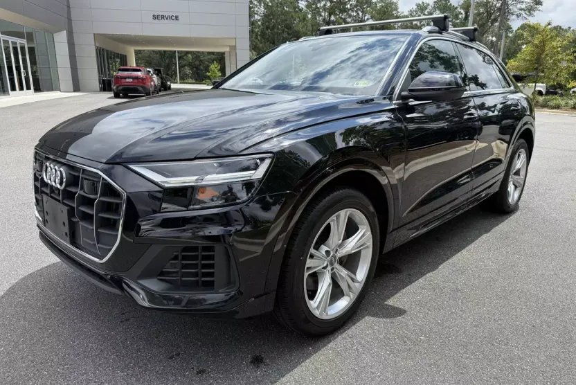 2019 Audi Q8 Premium Plus photo 1