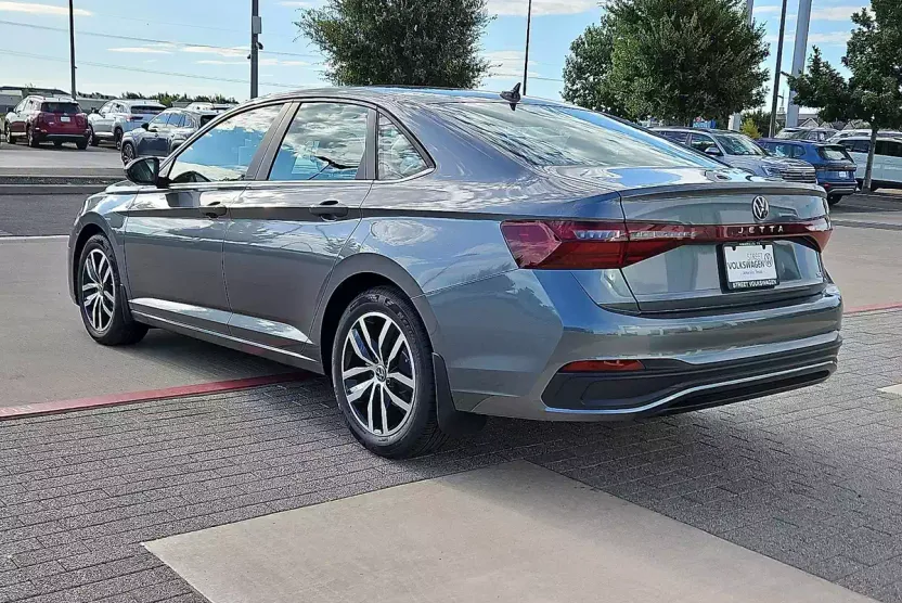 2025 Volkswagen Jetta 1.5T SE photo 1