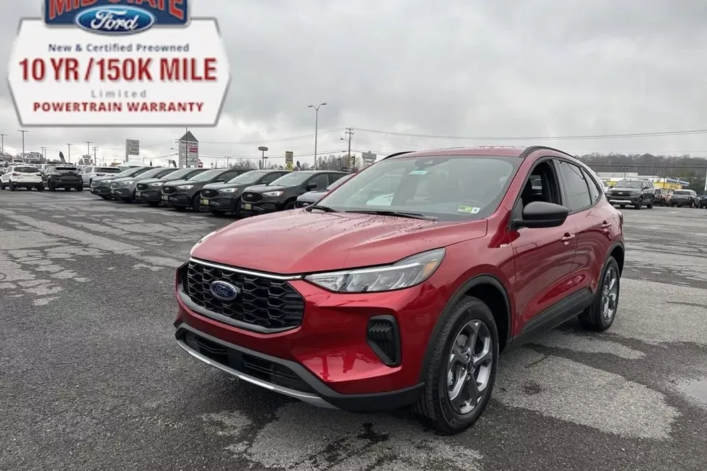 2025 Ford Escape ST-Line photo 1