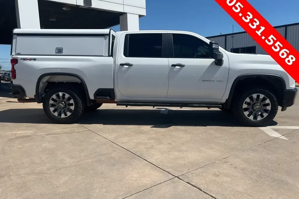 2023 Chevrolet Silverado 2500HD Custom photo 1