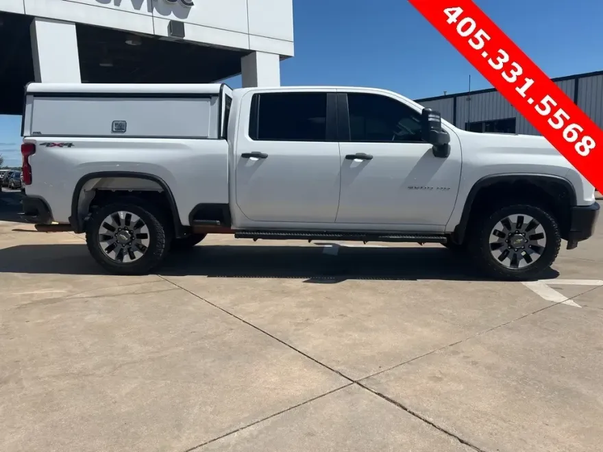 2023 Chevrolet Silverado 2500HD Custom photo 1