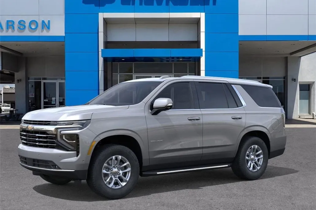 2025 Chevrolet Tahoe LT photo 1