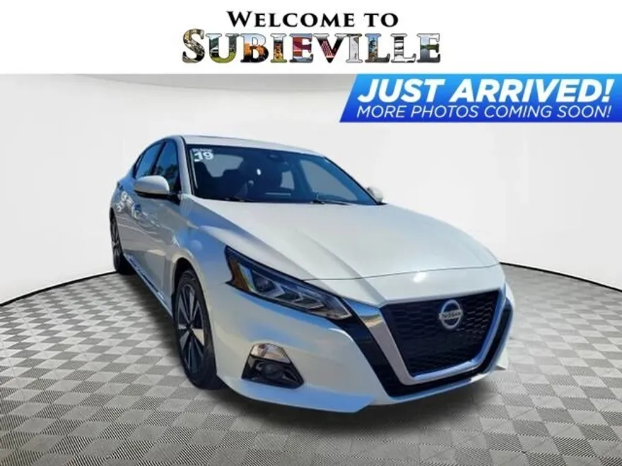 2019 Nissan Altima 2.5 SV photo 1