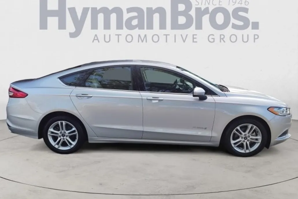 2018 Ford Fusion Hybrid S photo 1