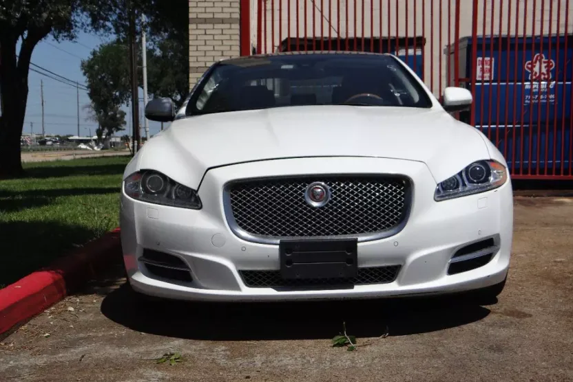 2015 Jaguar XJ XJL Portfolio photo 1