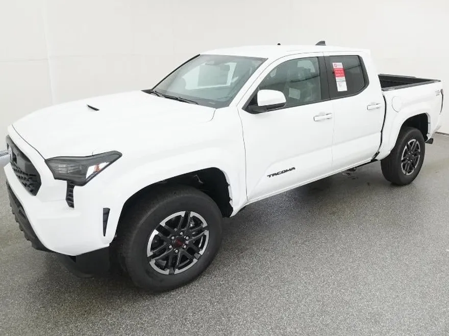2025 Toyota Tacoma TRD Sport photo 1
