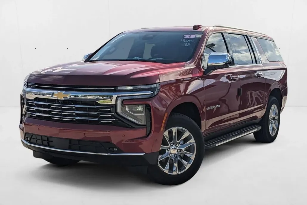 2025 Chevrolet Suburban Premier photo 1