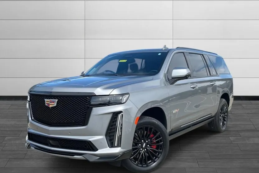 2023 Cadillac Escalade ESV photo 1
