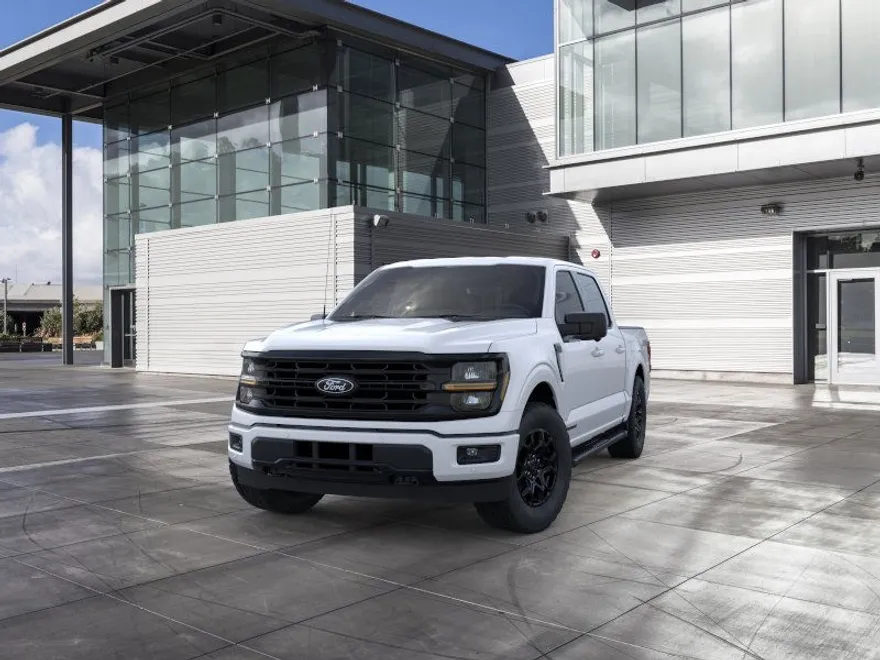 2025 Ford F-150 XLT photo 1