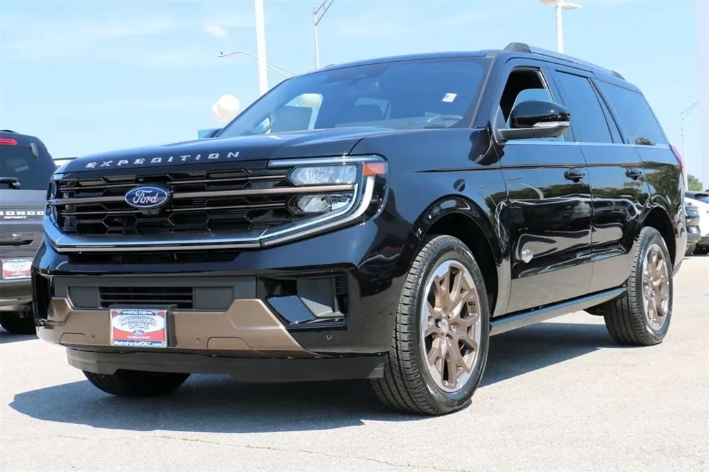 2025 Ford Expedition King Ranch photo 1