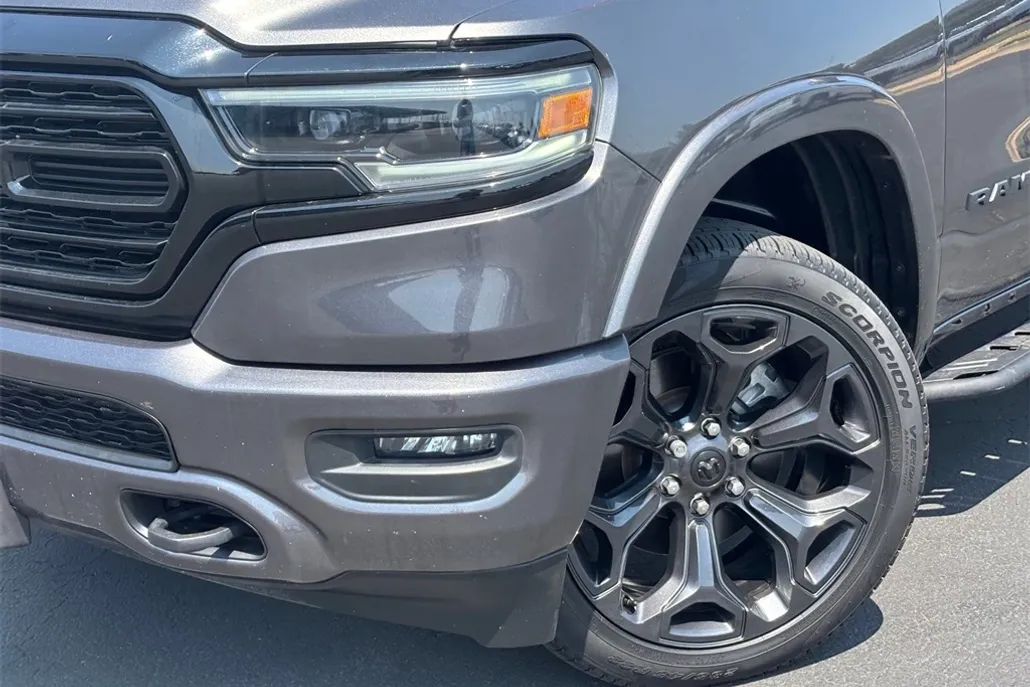 2024 Ram 1500 Limited photo 1
