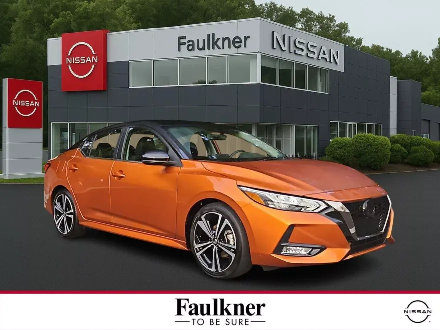 2023 Nissan Sentra SR photo 1