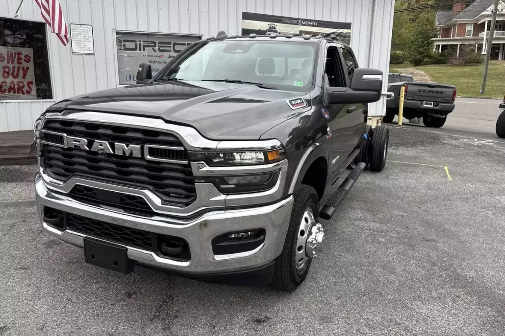 2026 Ram 3500 Big Horn photo 1