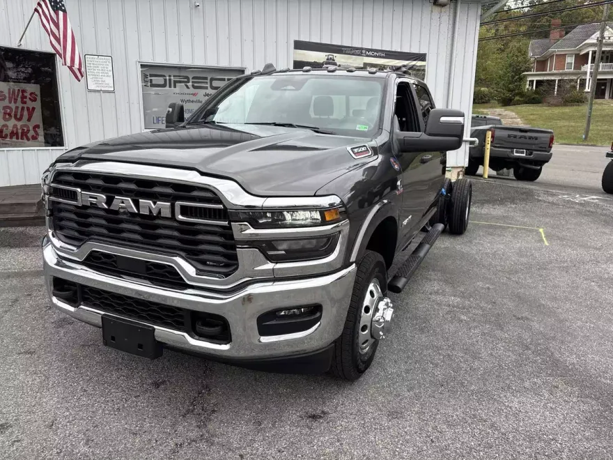 2026 Ram 3500 Big Horn photo 1