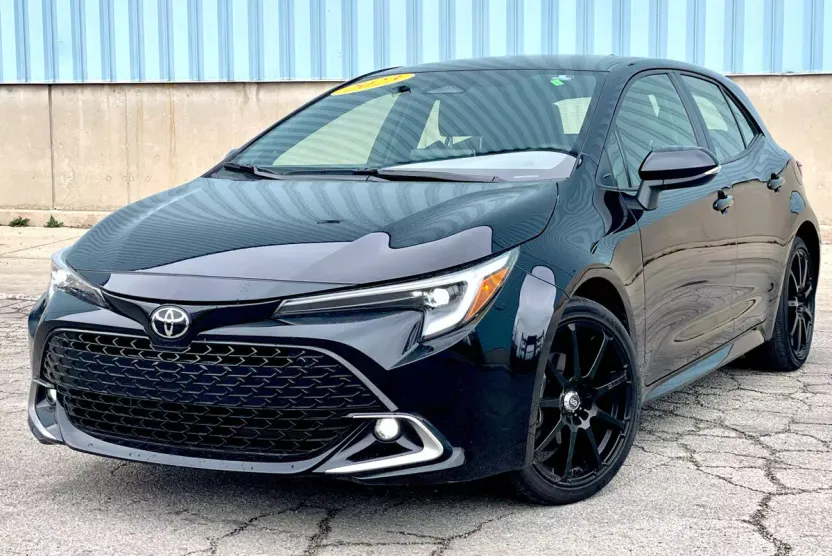 2023 Toyota Corolla XSE photo 1