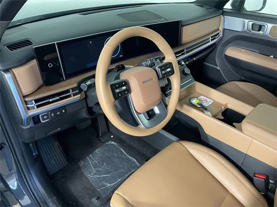 2025 Hyundai Ioniq 5 SE photo 1