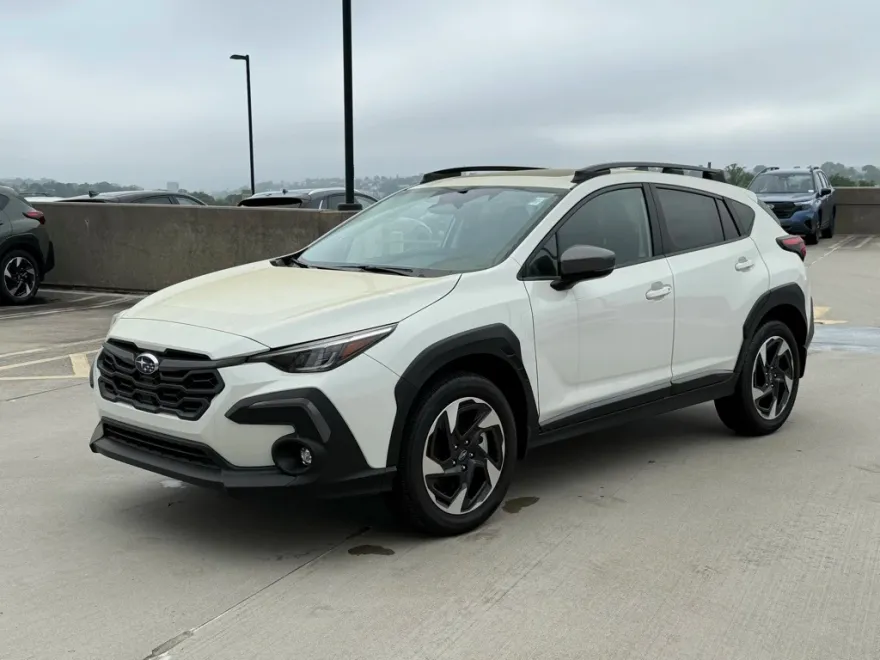 2024 Subaru Crosstrek Limited photo 1
