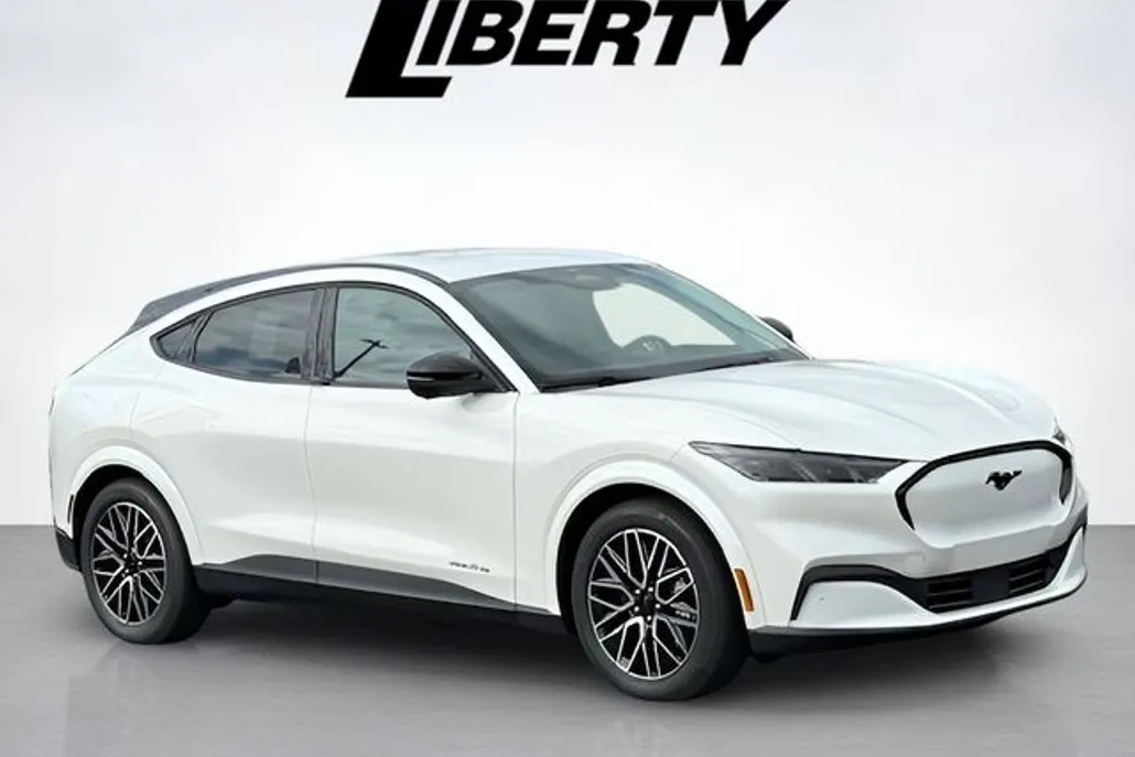 2025 Ford Mustang Mach-E Premium photo 1