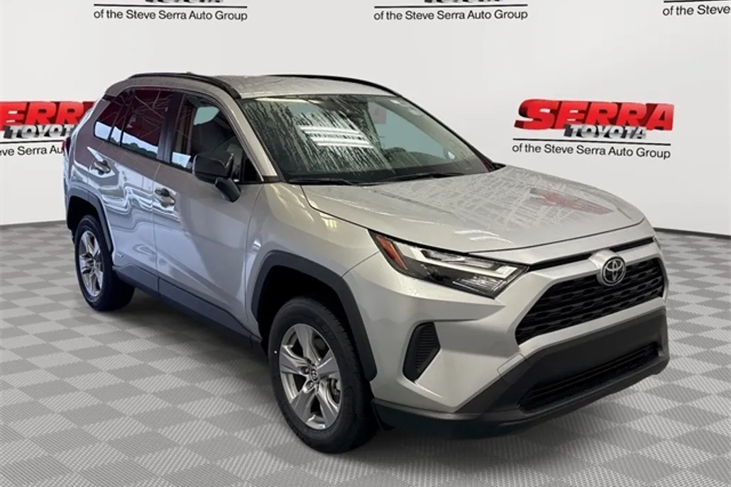 2025 Toyota RAV4 Hybrid LE photo 1