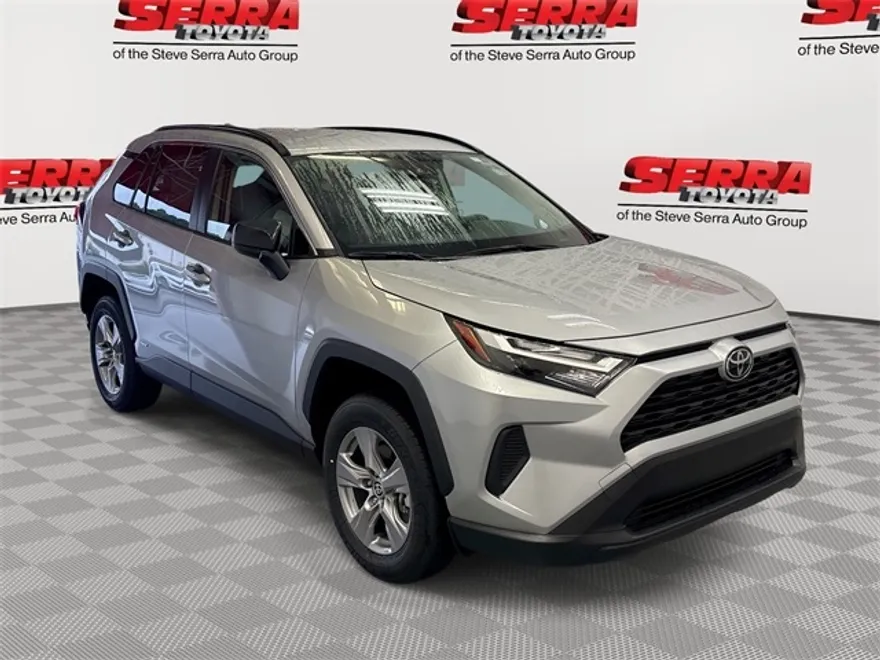 2025 Toyota RAV4 Hybrid LE photo 1