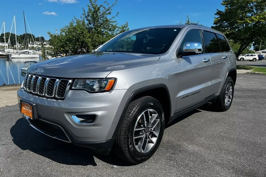 2021 Jeep Grand Cherokee Limited photo 1