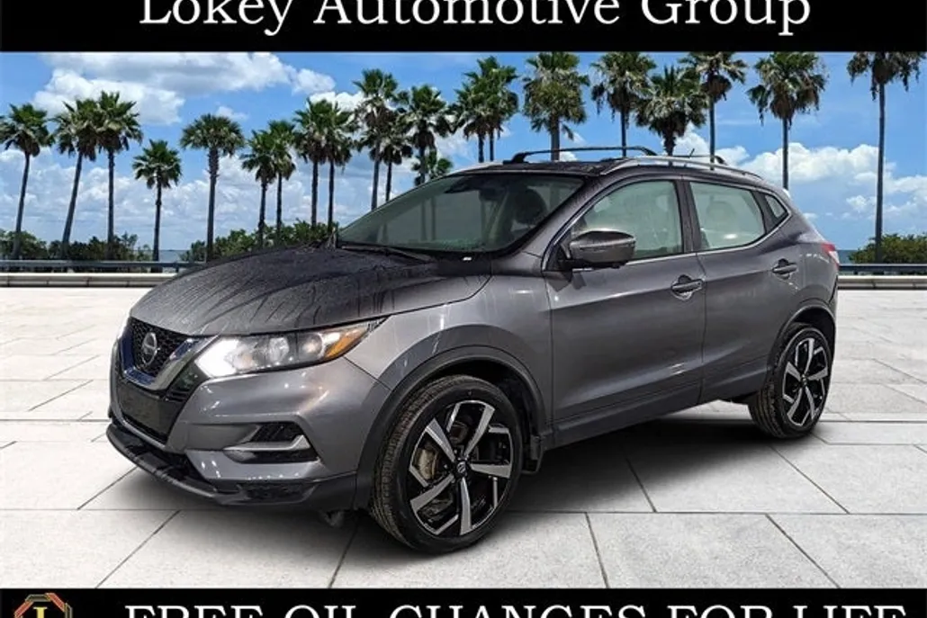 2022 Nissan Rogue Sport SL photo 1
