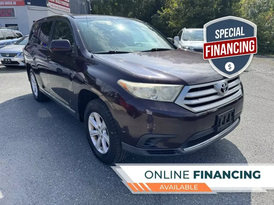 2011 Toyota Highlander Sport photo 1