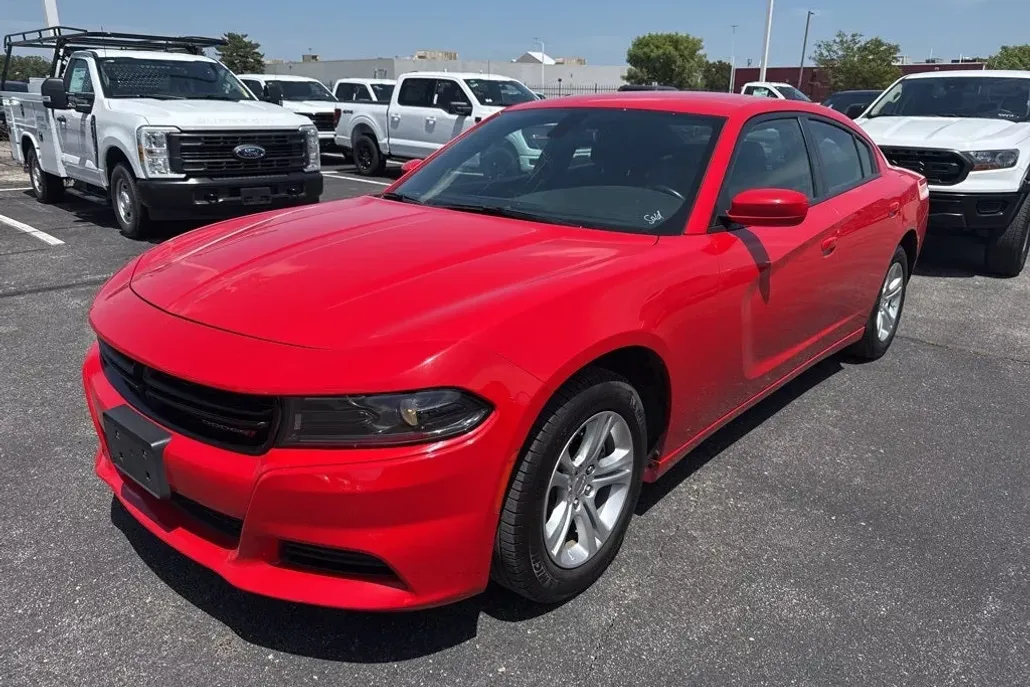 2022 Dodge Charger SXT photo 1