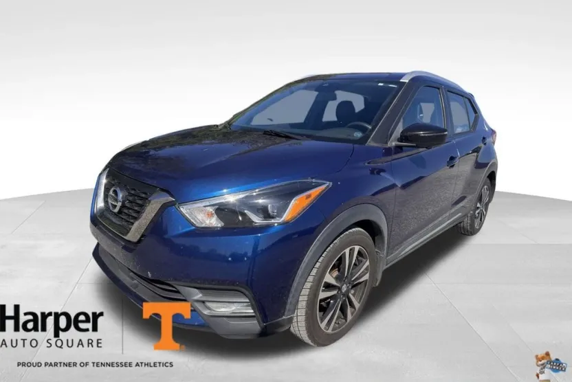 2020 Nissan Kicks SR photo 1