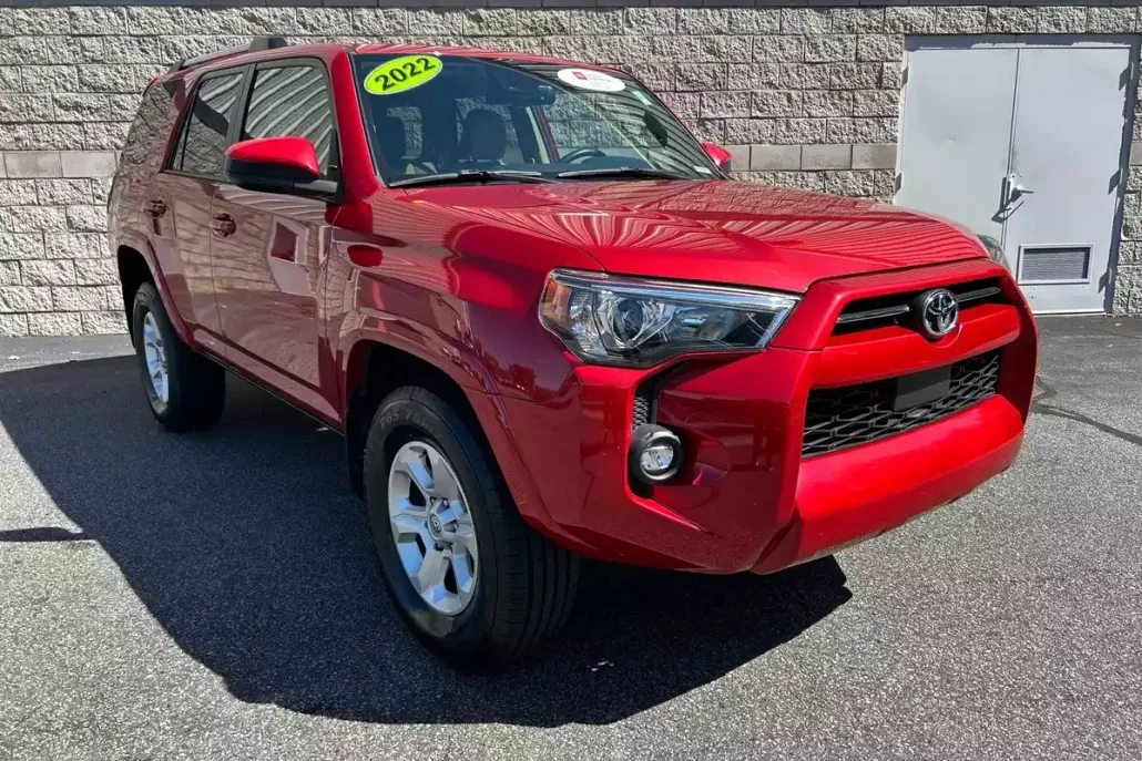 2022 Toyota 4Runner SR5 photo 1
