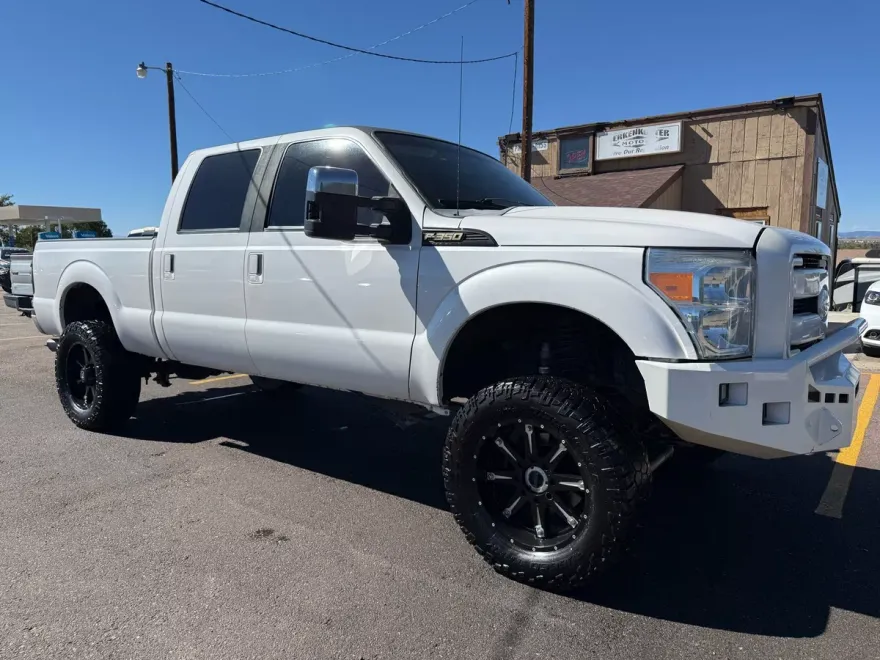 2012 Ford F-350 Lariat photo 1