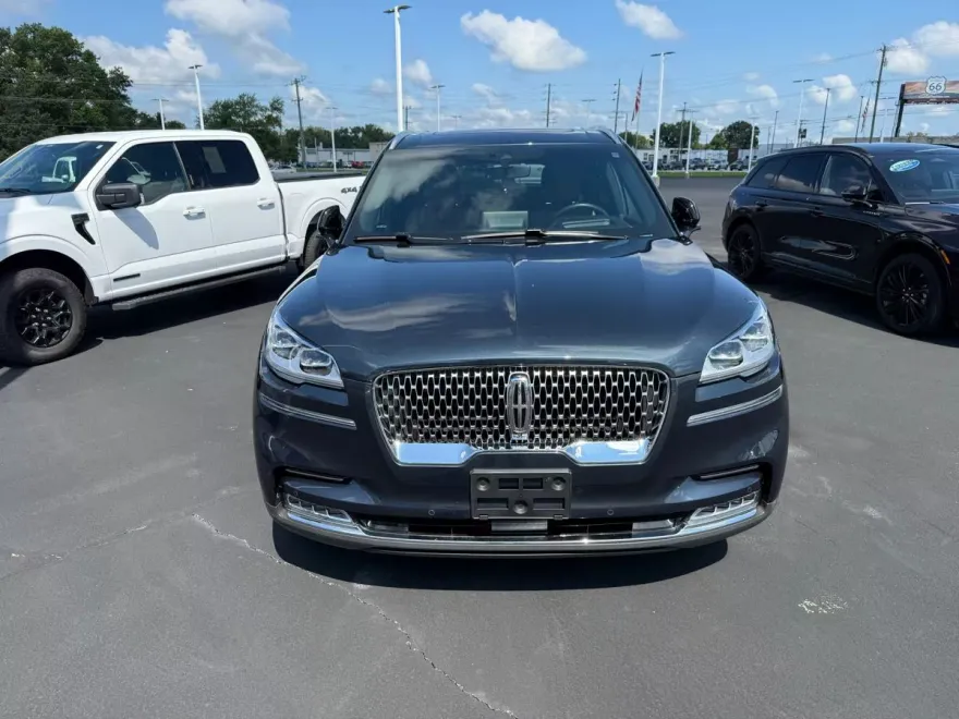 2023 Lincoln Aviator Reserve photo 1