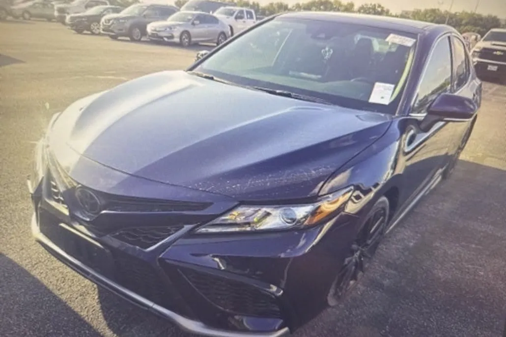 2022 Toyota Camry XSE photo 1