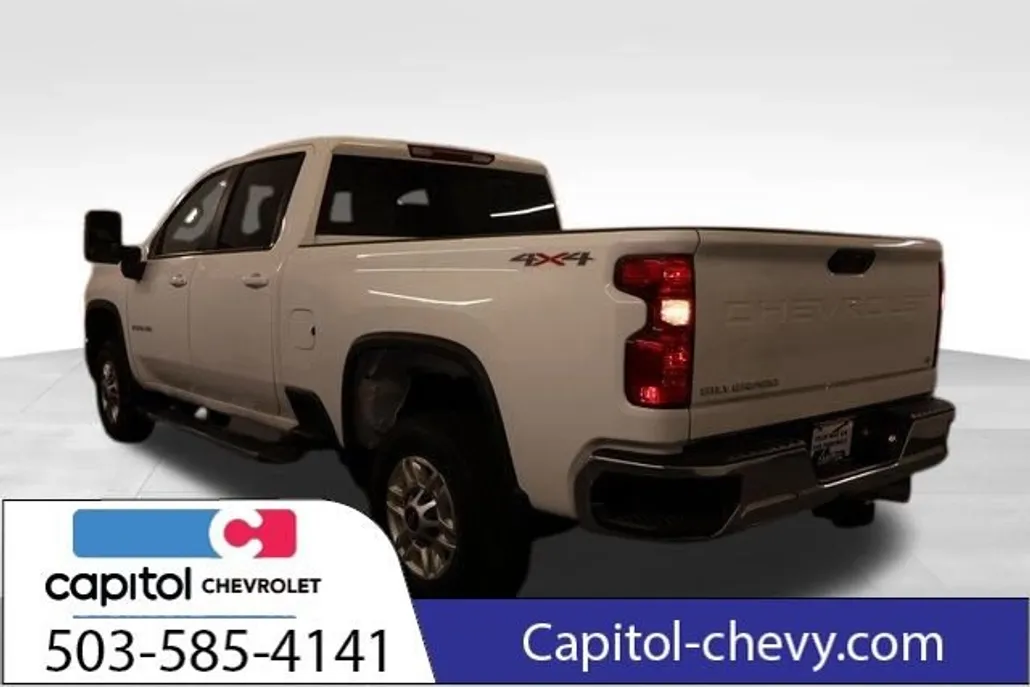 2024 Chevrolet Silverado 2500HD LT photo 1