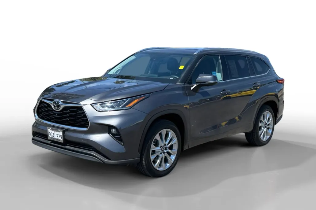 2023 Toyota Highlander Limited photo 1