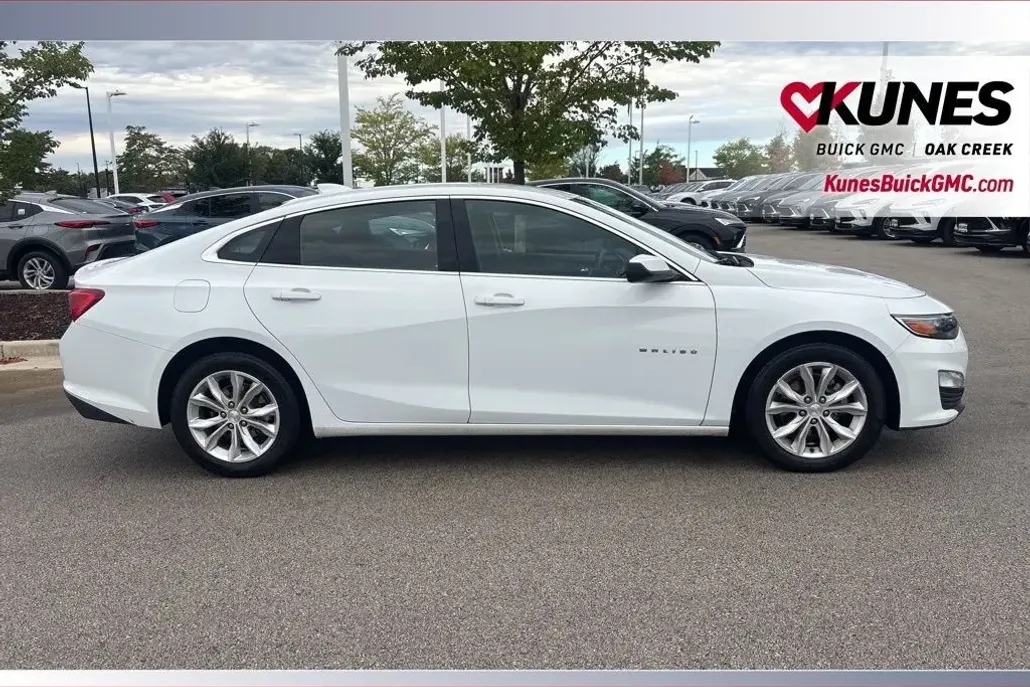 2023 Chevrolet Malibu 1LT photo 1