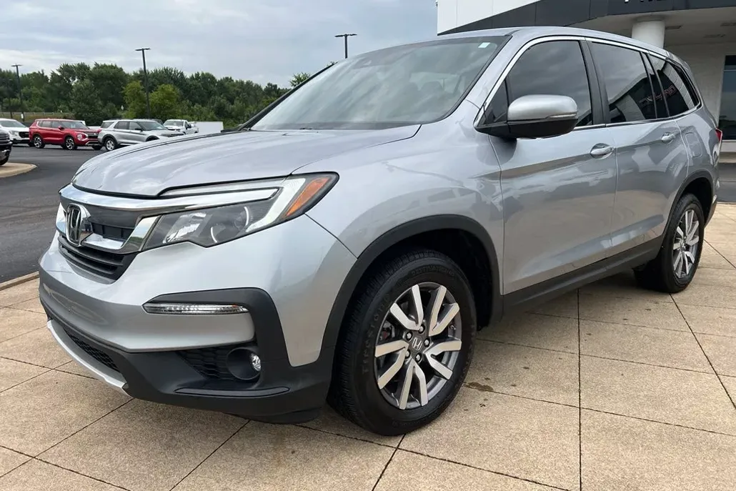 2020 Honda Pilot EX photo 1