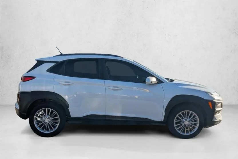 2019 Hyundai Kona SEL photo 1