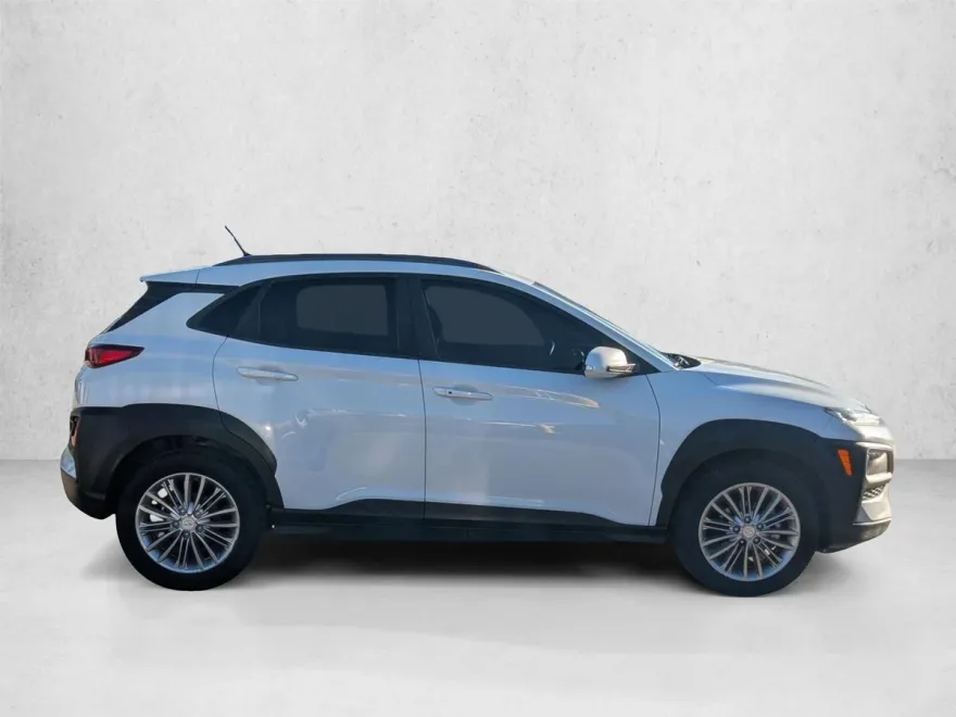 2019 Hyundai Kona SEL photo 1