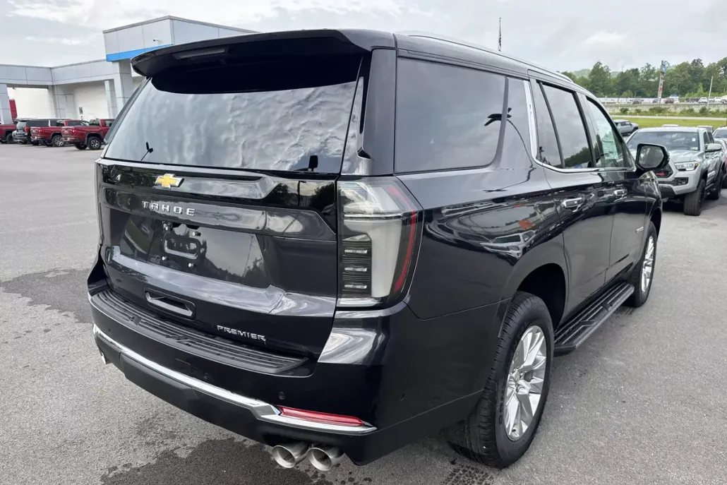 2025 Chevrolet Tahoe Premier photo 1