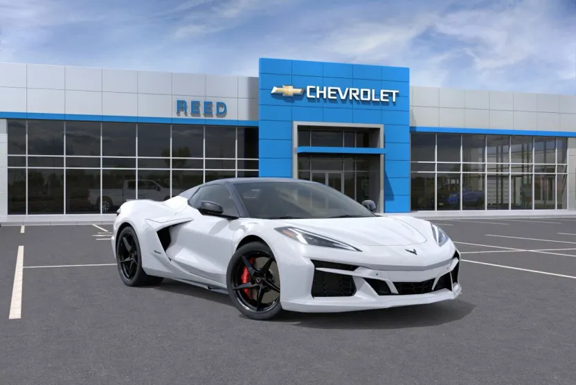 2025 Chevrolet Corvette E-Ray 2LZ photo 1