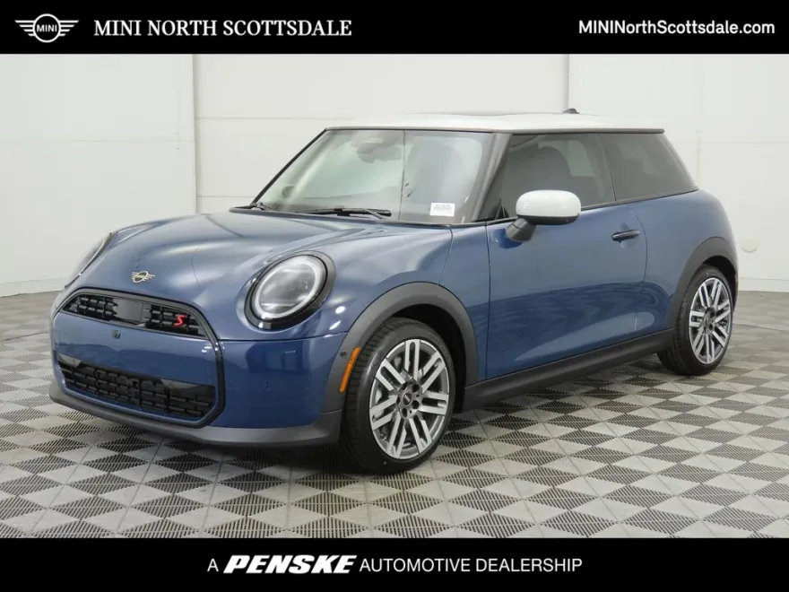 2026 Mini Cooper 2 Door Hardtop Iconic photo 1