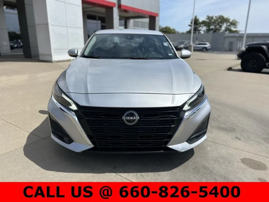 2023 Nissan Altima 2.5 SV photo 1