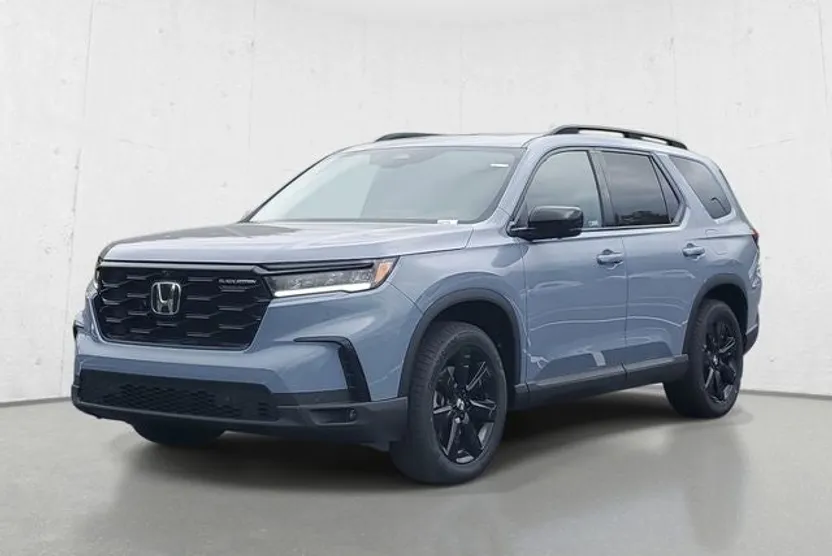 2025 Honda Pilot Black Edition photo 1