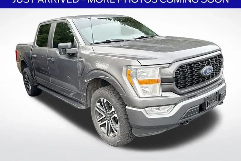 2022 Ford F-150 XL photo 1