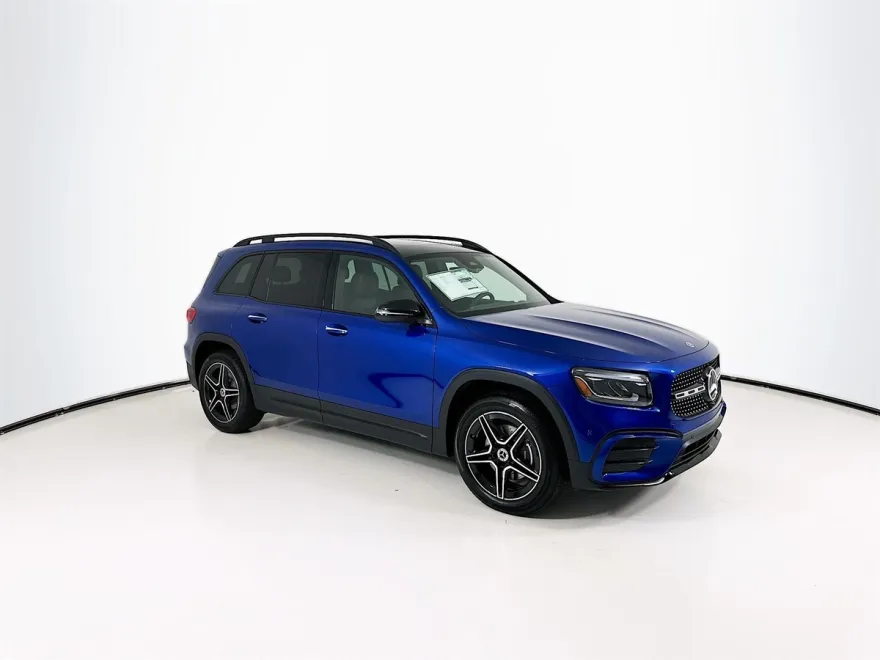 2024 Mercedes Benz GLB 250 photo 1
