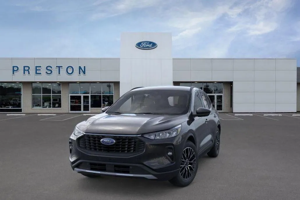 2025 Ford Escape photo 1