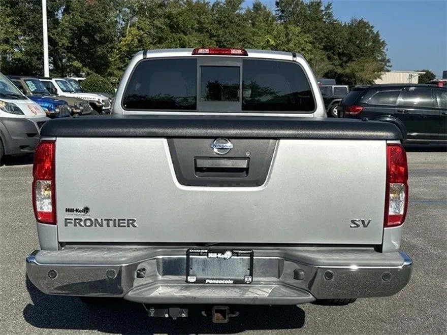 2016 Nissan Frontier SV photo 1